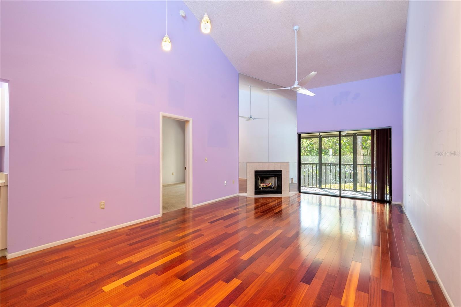 PASADENA COVE CONDO - Residential