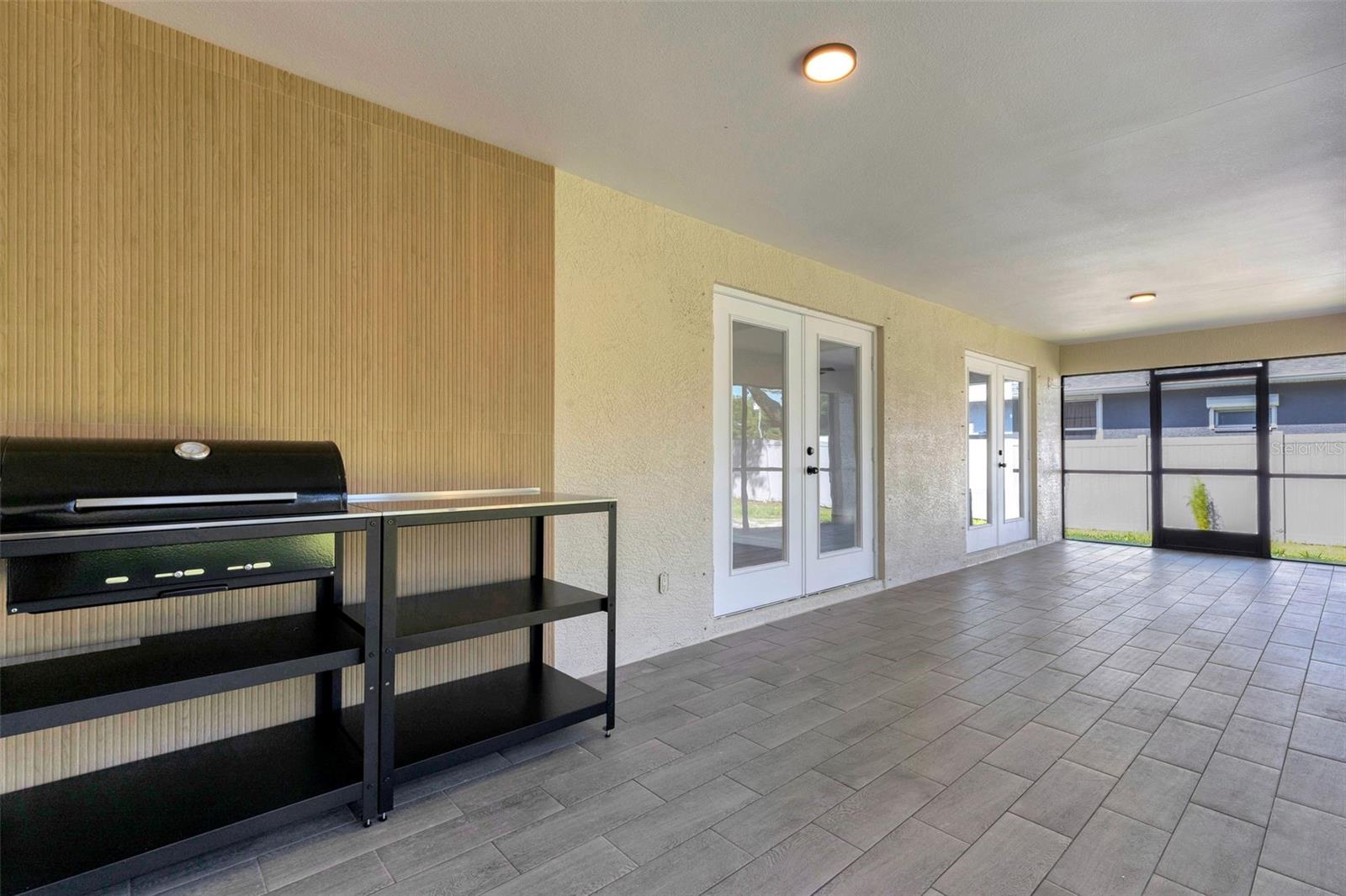 PORT CHARLOTTE SUB 25 - Residential Lease