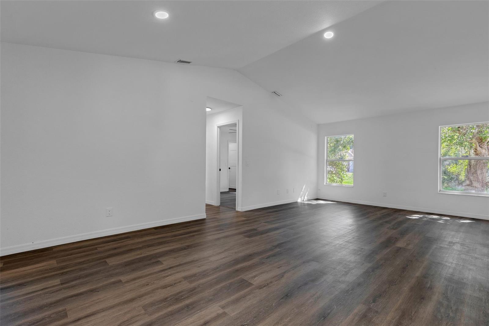 PORT CHARLOTTE SUB 25 - Residential Lease