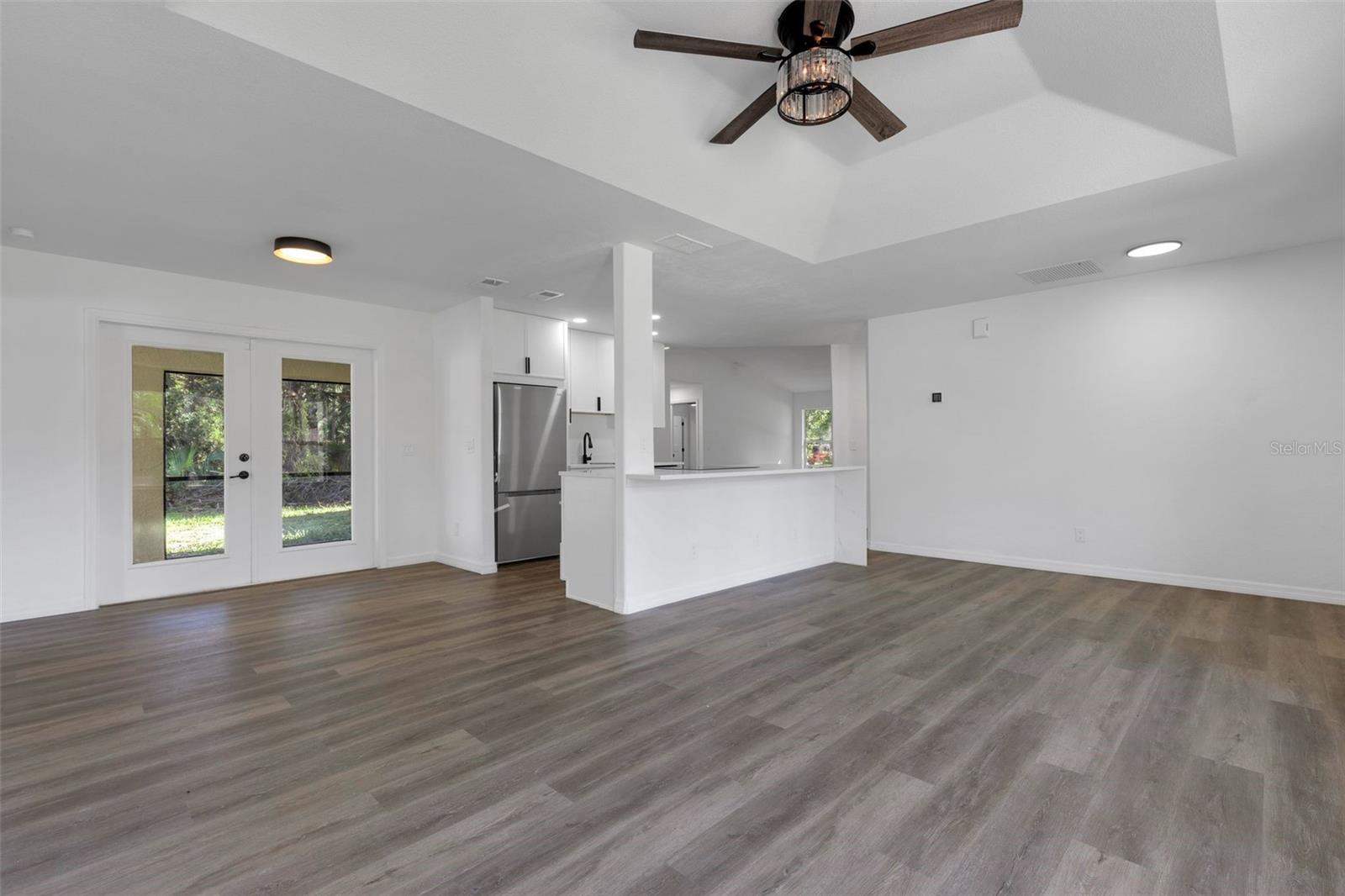 PORT CHARLOTTE SUB 25 - Residential Lease