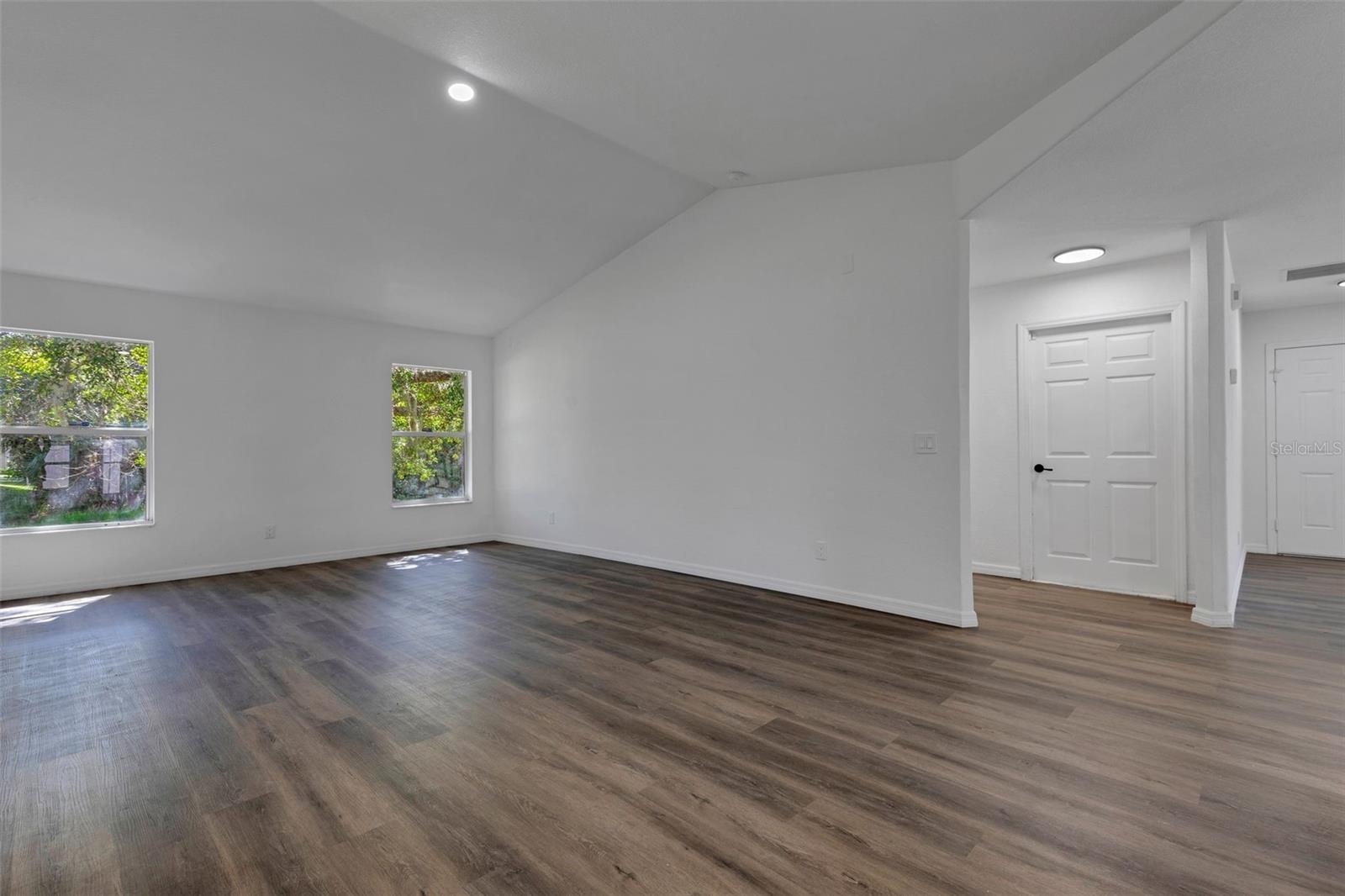 PORT CHARLOTTE SUB 25 - Residential Lease