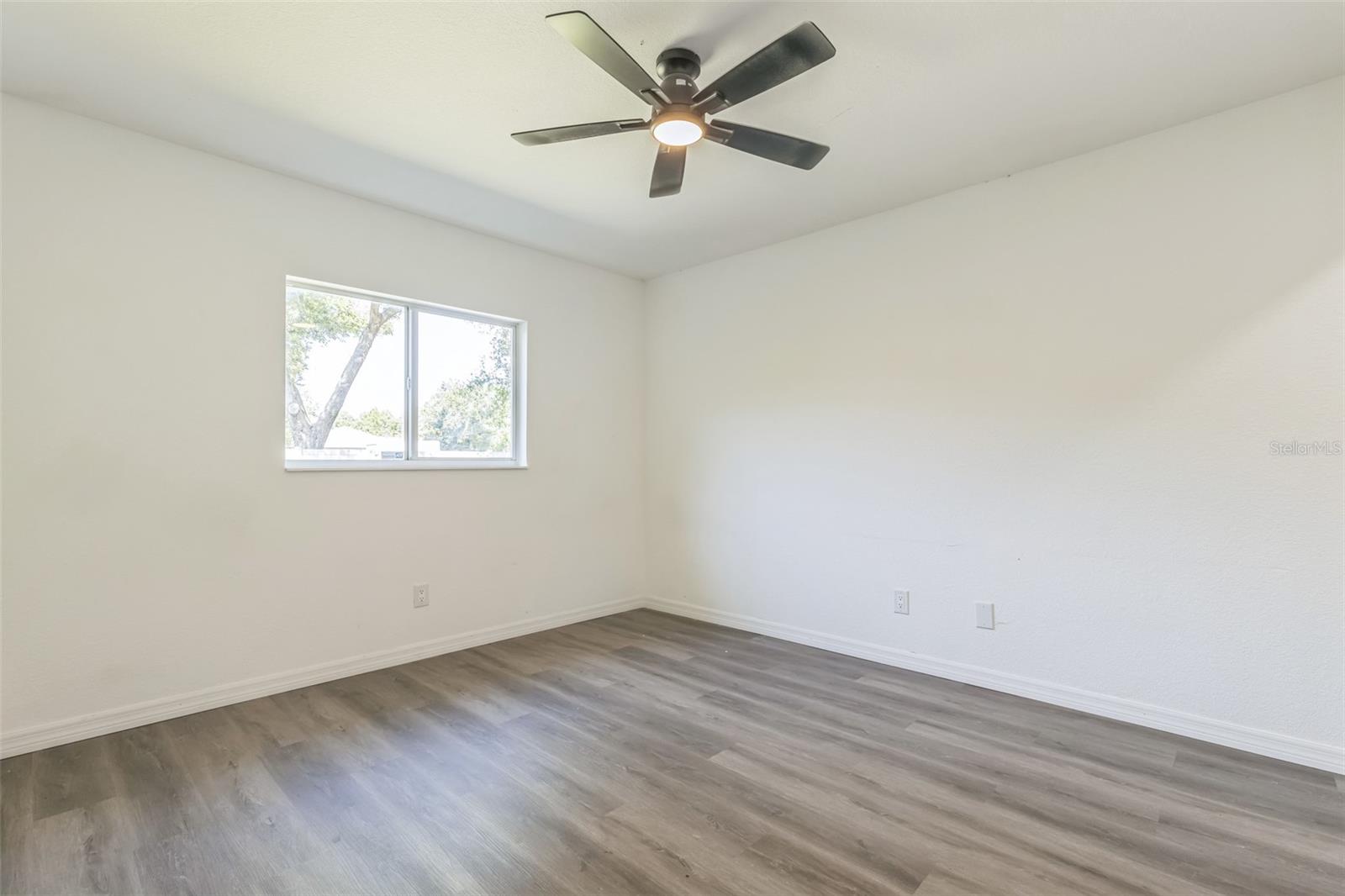 PORT CHARLOTTE SUB 25 - Residential Lease