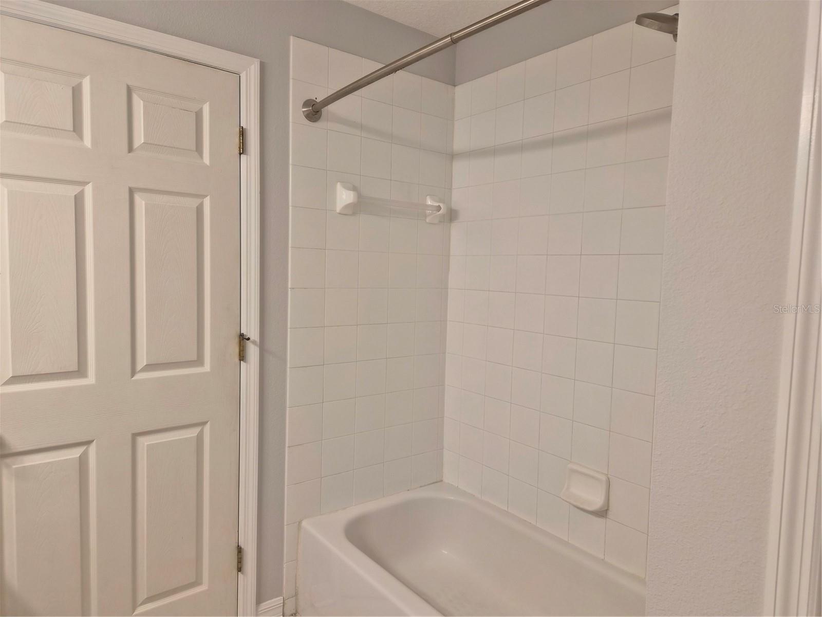 GREENBROOK VILLAGE SUBPHASE GG - Residential Lease