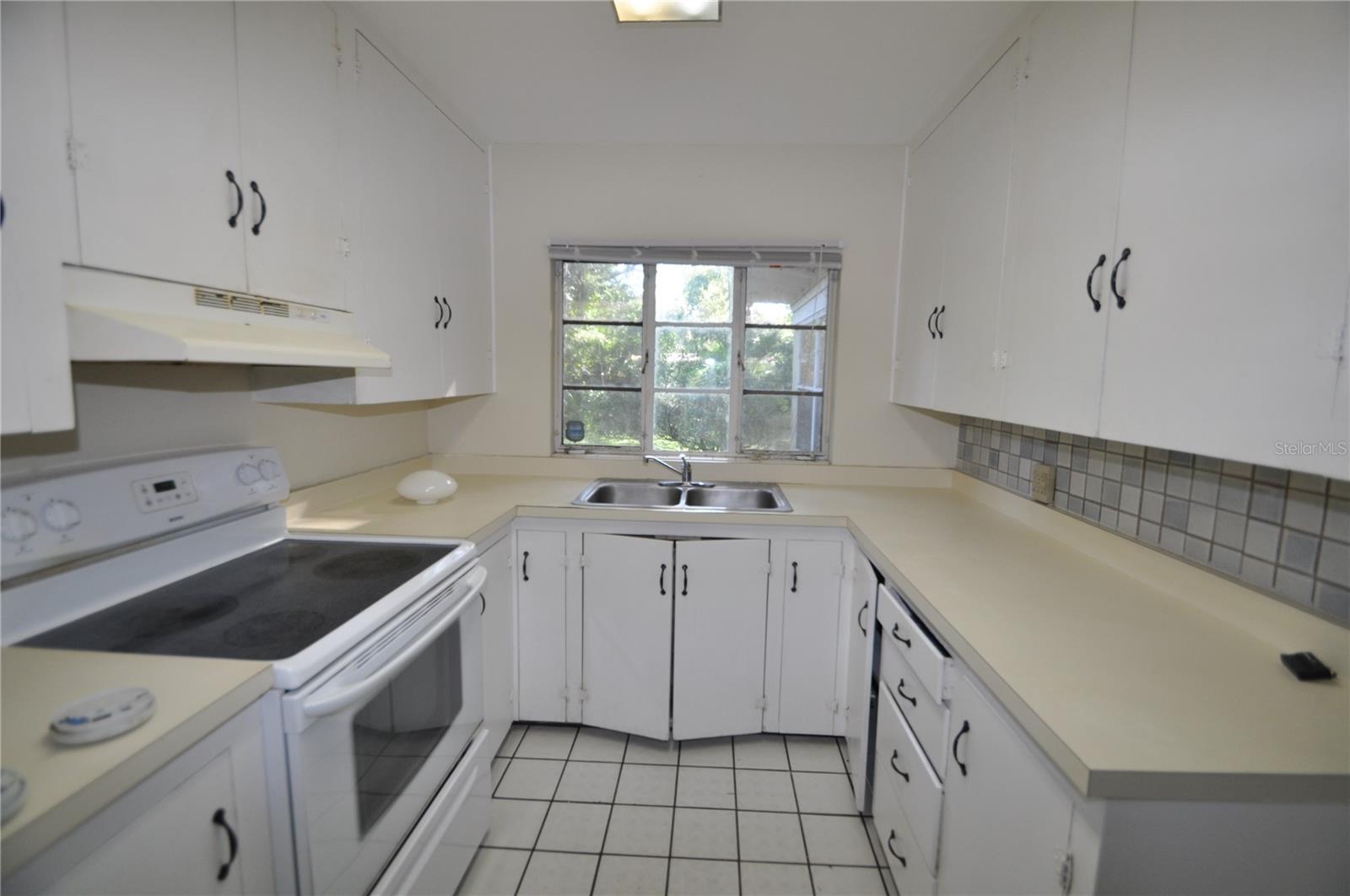 SPRING LAKE MANOR - Residential