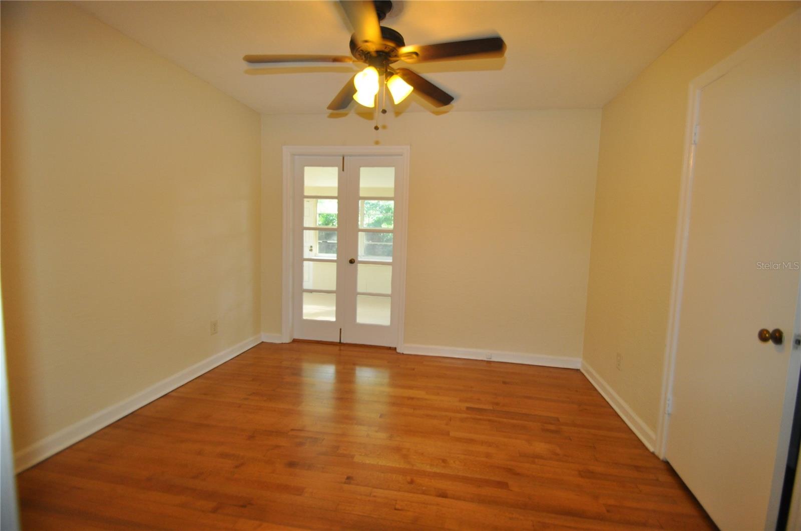 SPRING LAKE MANOR - Residential