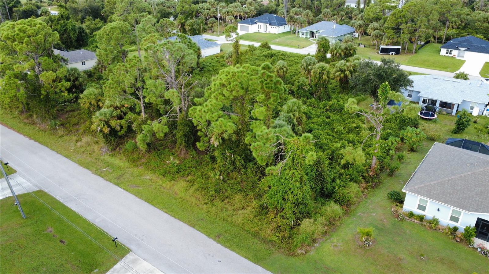 PORT CHARLOTTE SUB 08 - Land