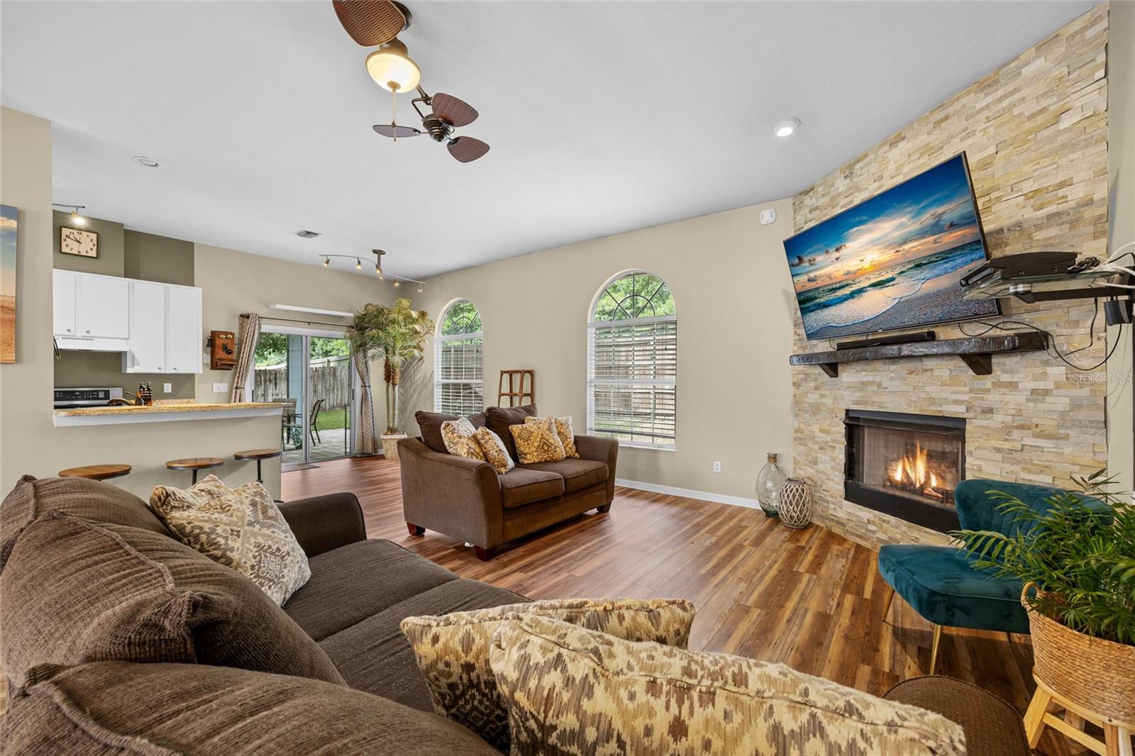 10505 NW 60TH TERRACE