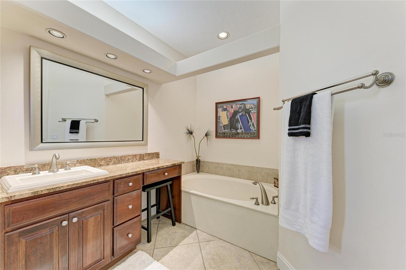 MIRA LAGO AT PALMER RANCH PH 3 - Residential