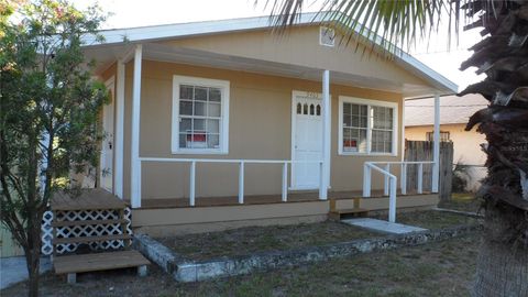 A home in TAMPA