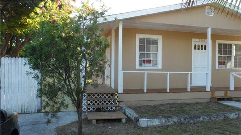 A home in TAMPA