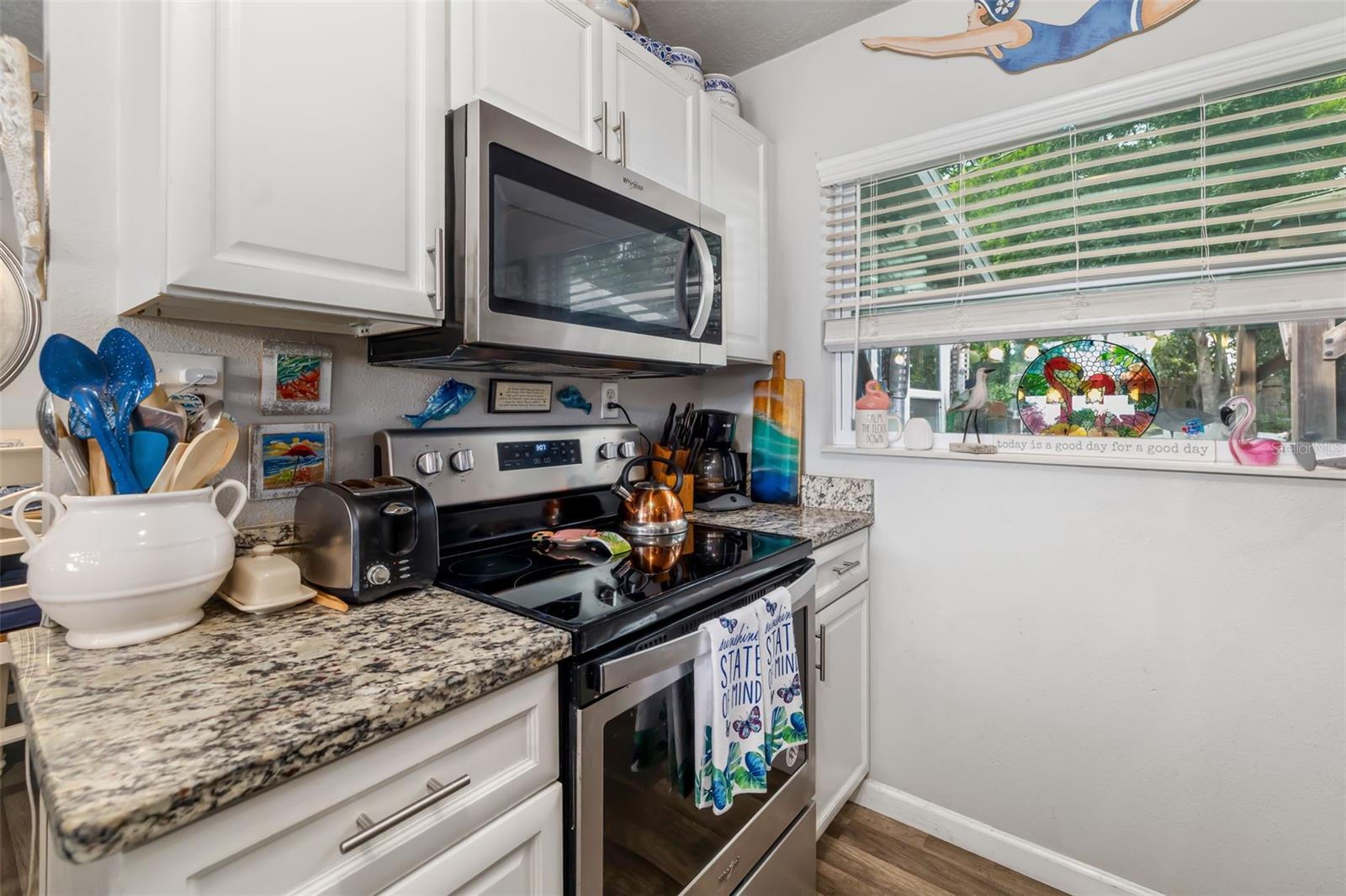 BAYSHORE GARDENS SEC 13 - Residential