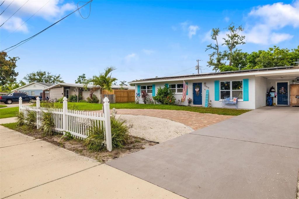 Photo of 3015 Florida Boulevard, Bradenton, FL 34207 (MLS # TB8399135)