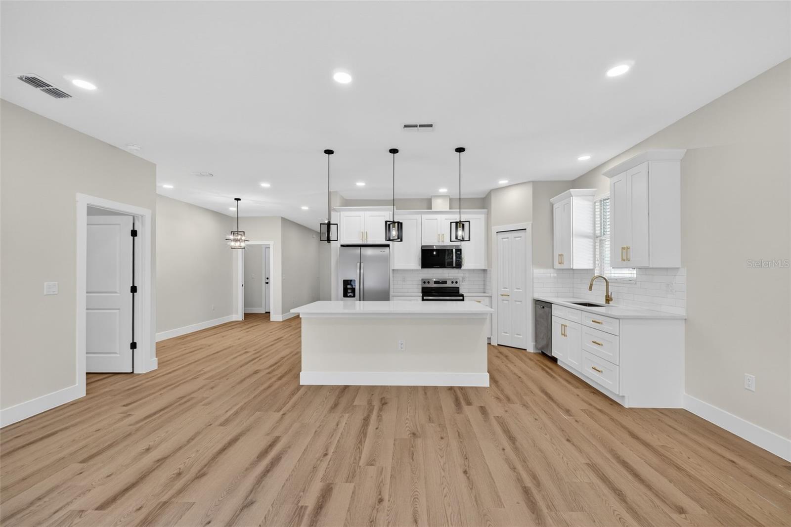 H AND H HOMESITES - Residential