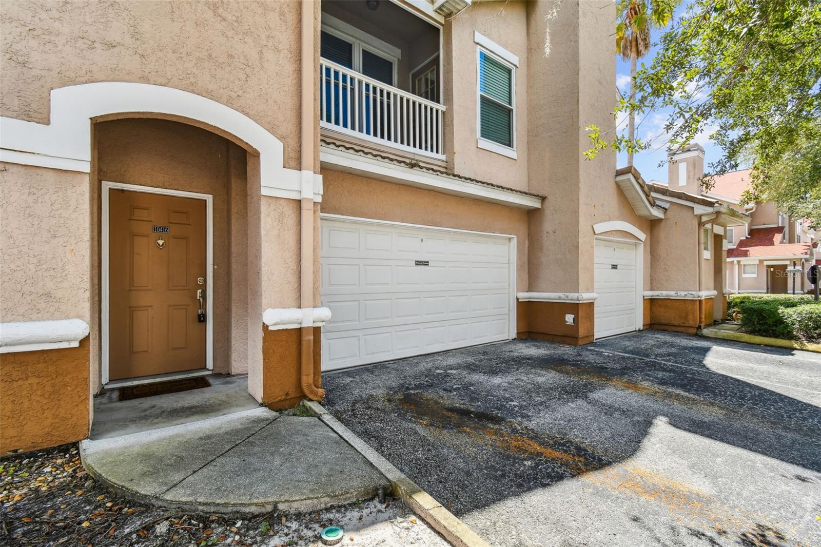 10416 VILLA VIEW CIRCLE