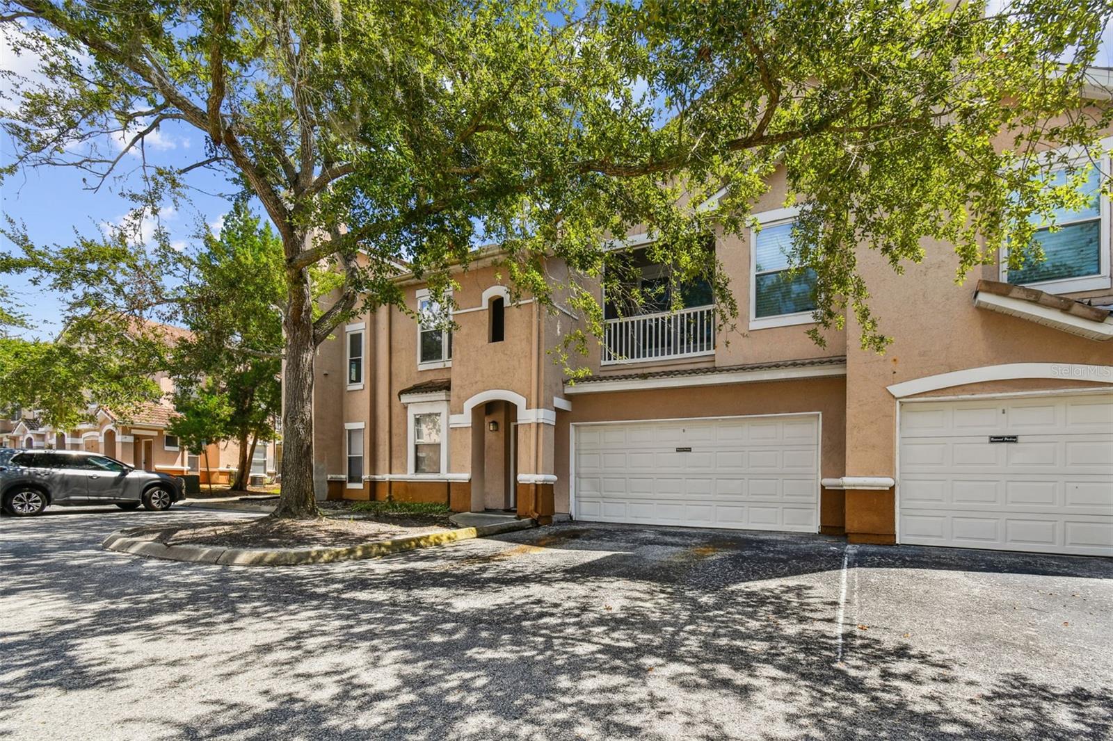 10416 VILLA VIEW CIRCLE