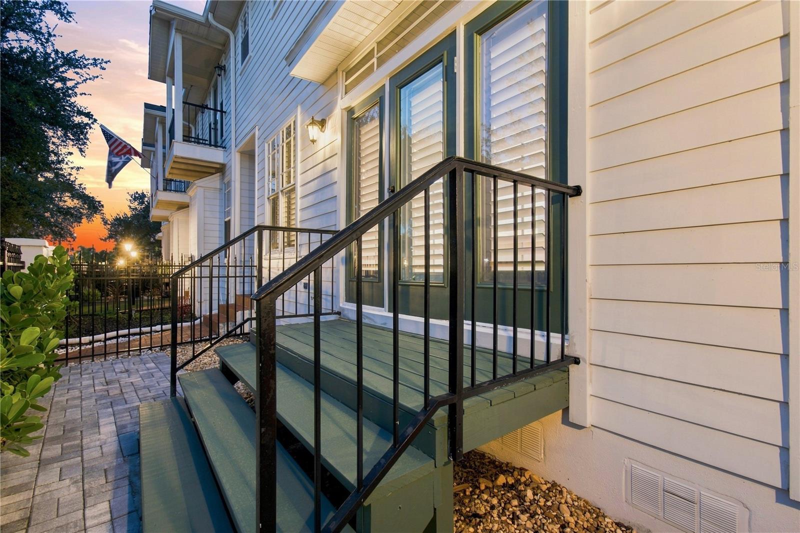 113 BOSPHOROUS AVENUE 1
