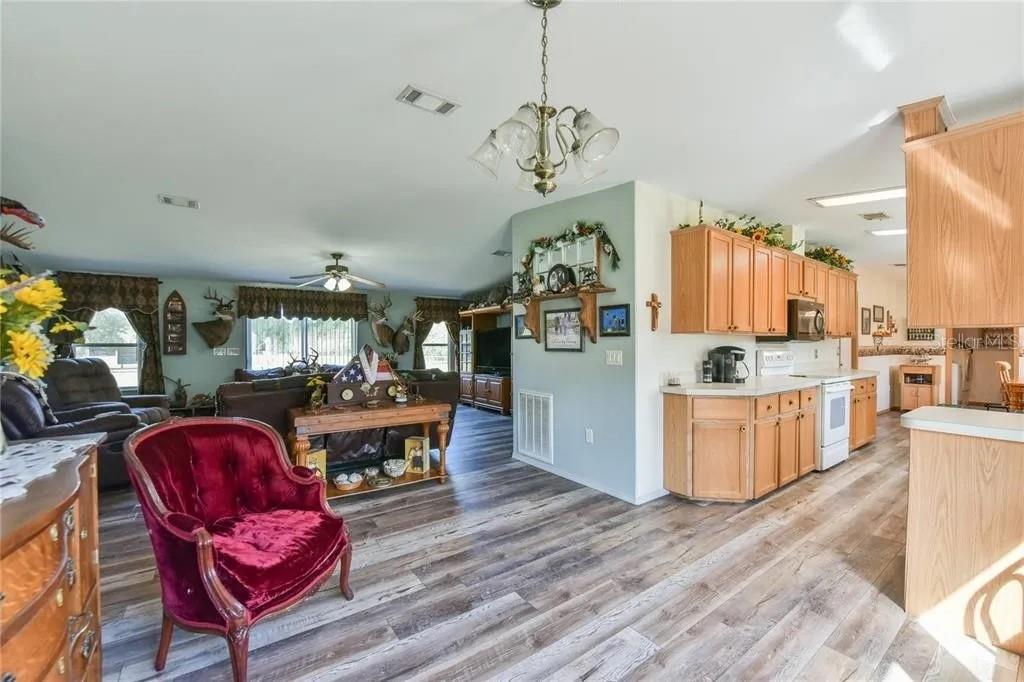 6160 WINNING WOOD TRAIL