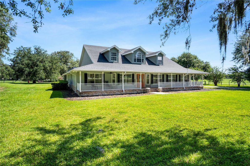 Photo of 9045 Lake Hatchineha Rd, Haines City, FL 33844 (MLS # L4963039)