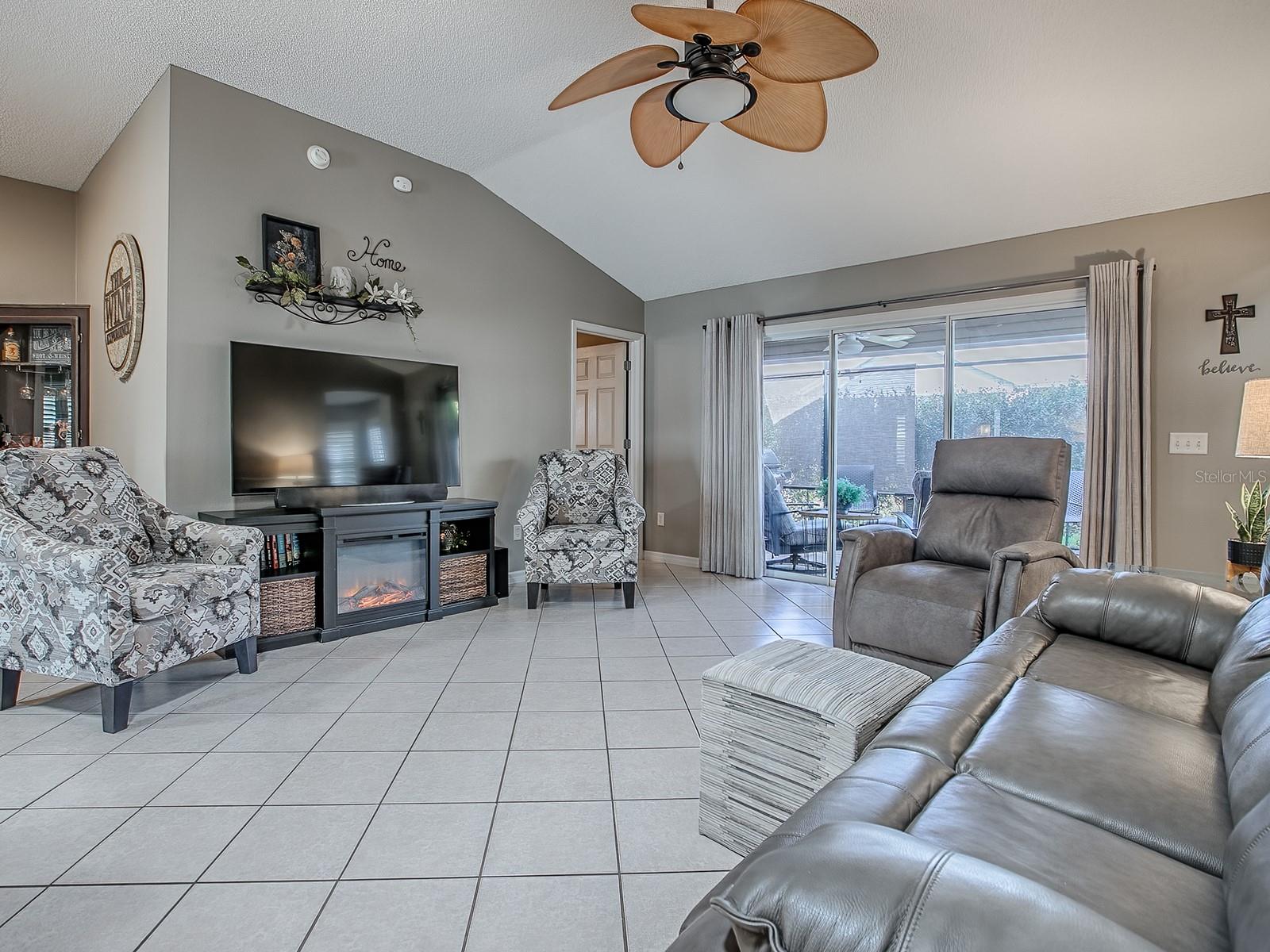 9238 SE 171ST COOPER LOOP