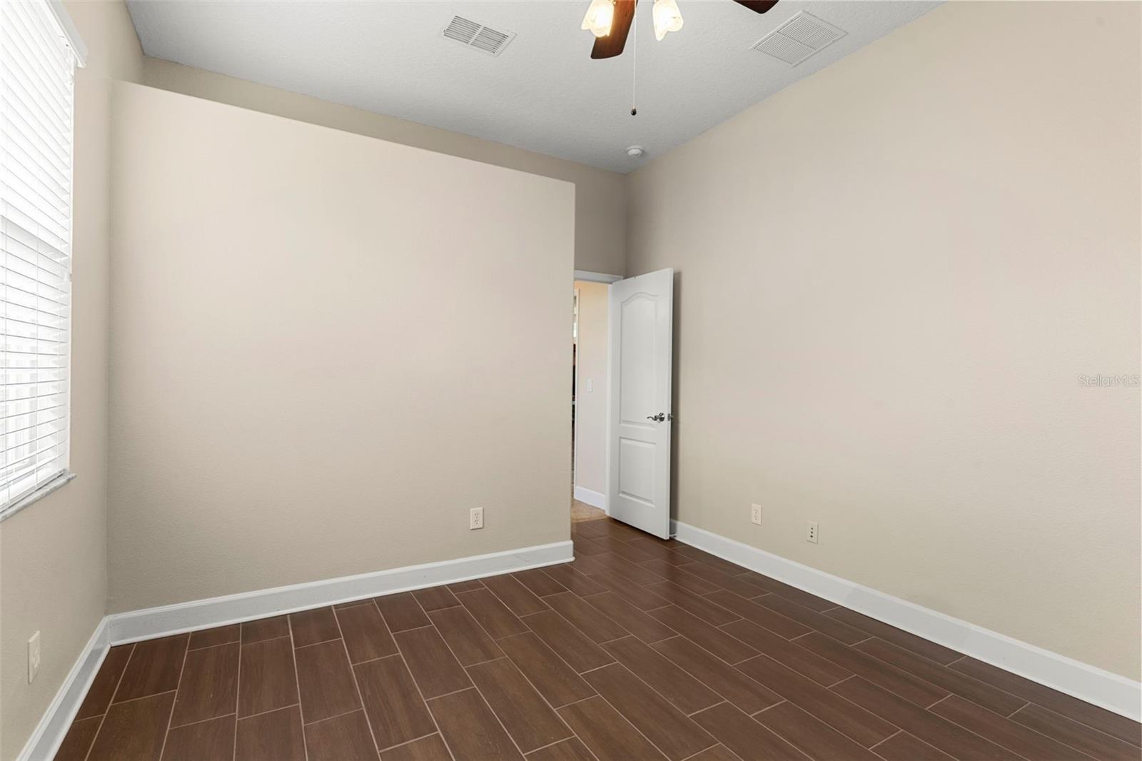 STONEYBROOK HILLS 18 - Residential