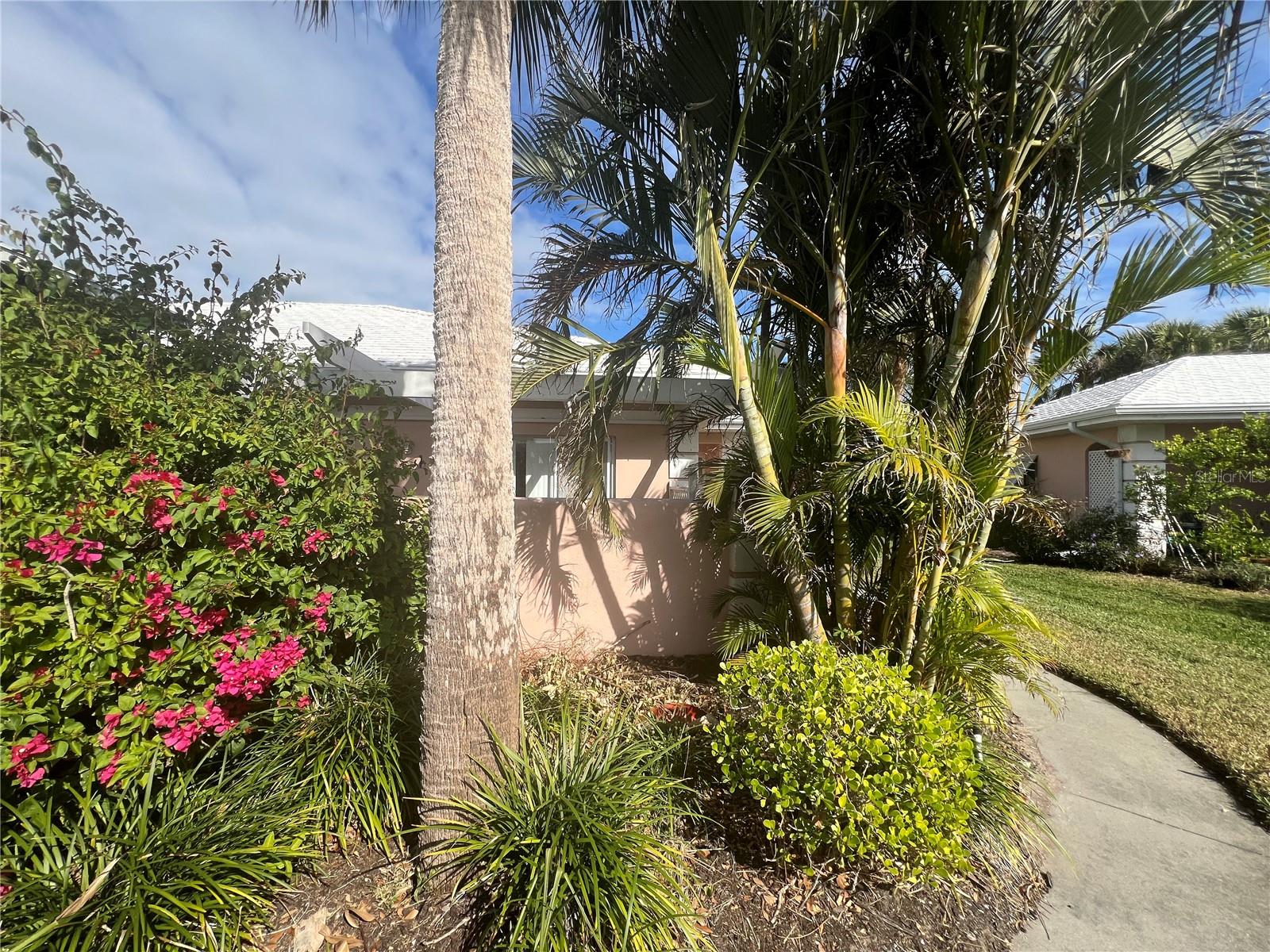 AUGUSTA VILLAS AT PLAN - Residential Lease