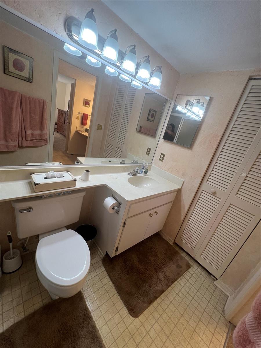 AUGUSTA VILLAS AT PLAN - Residential Lease