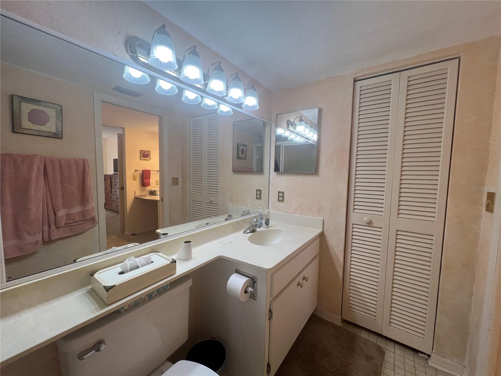 AUGUSTA VILLAS AT PLAN - Residential Lease