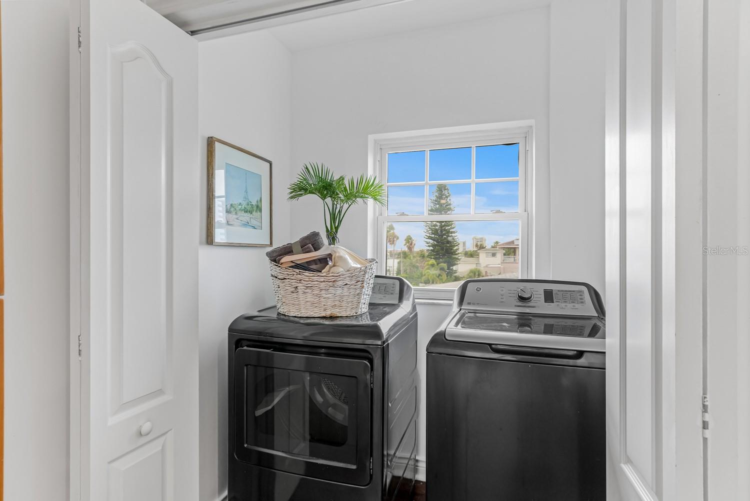 SUNSET BEACH - Residential