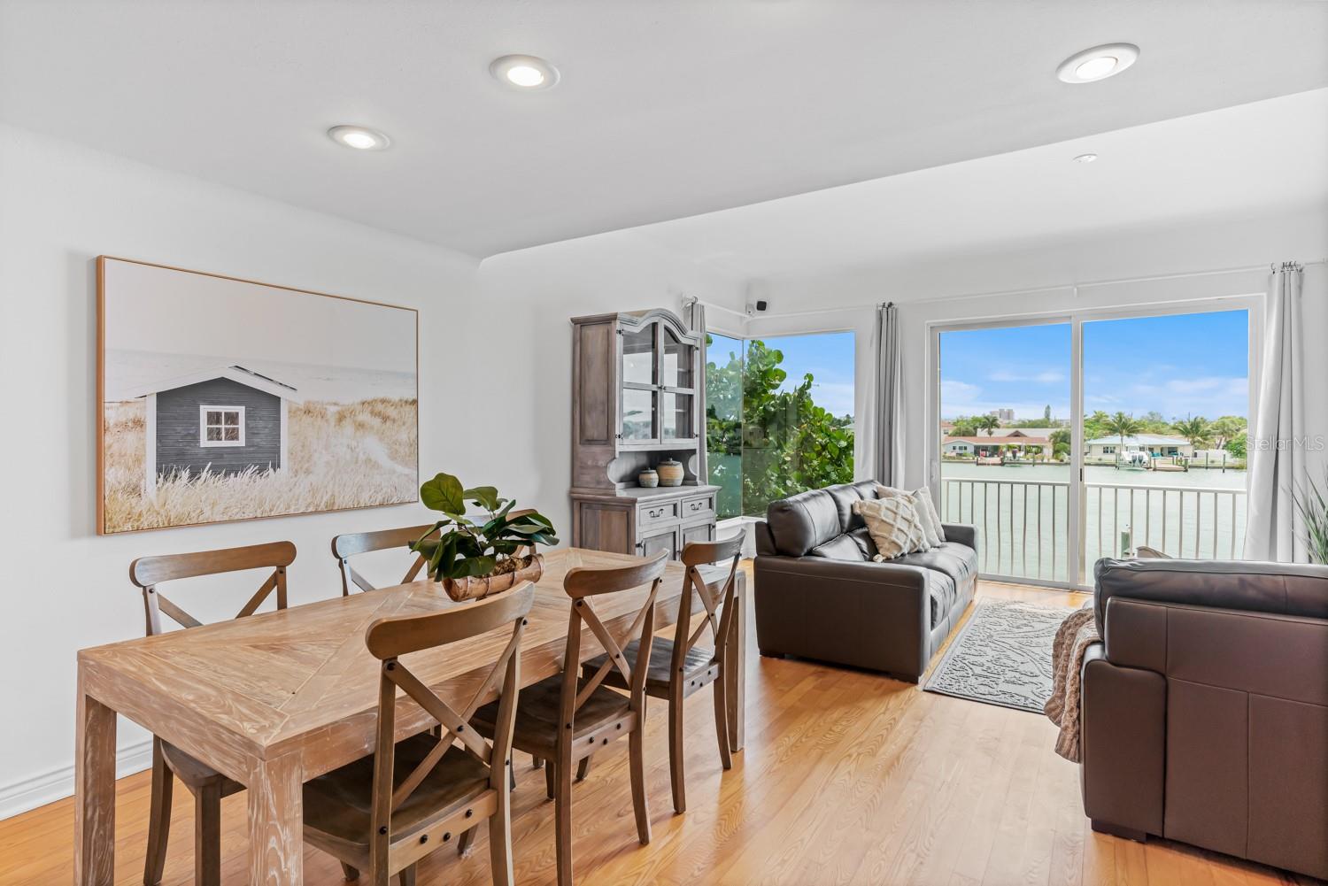 SUNSET BEACH - Residential