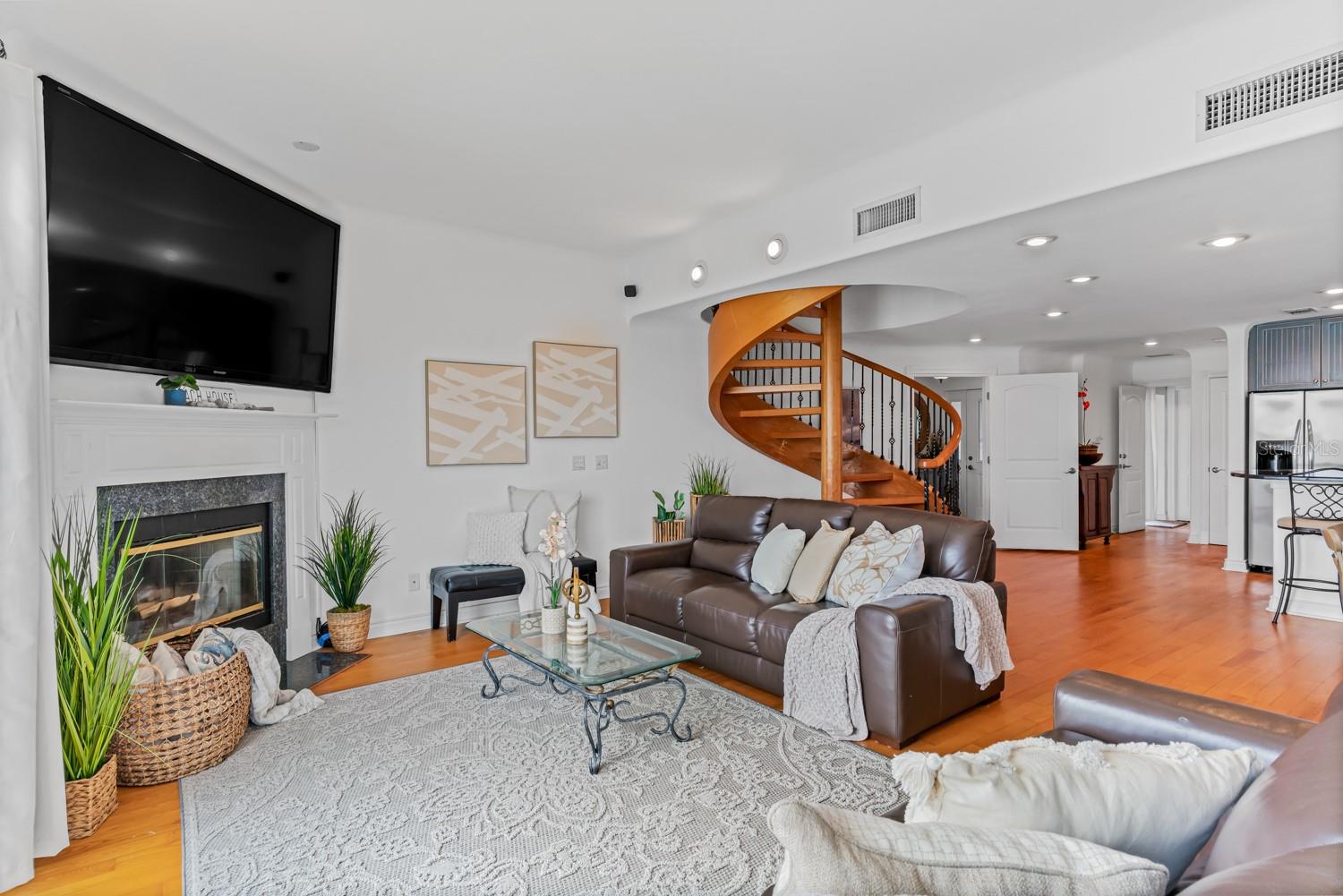 SUNSET BEACH - Residential