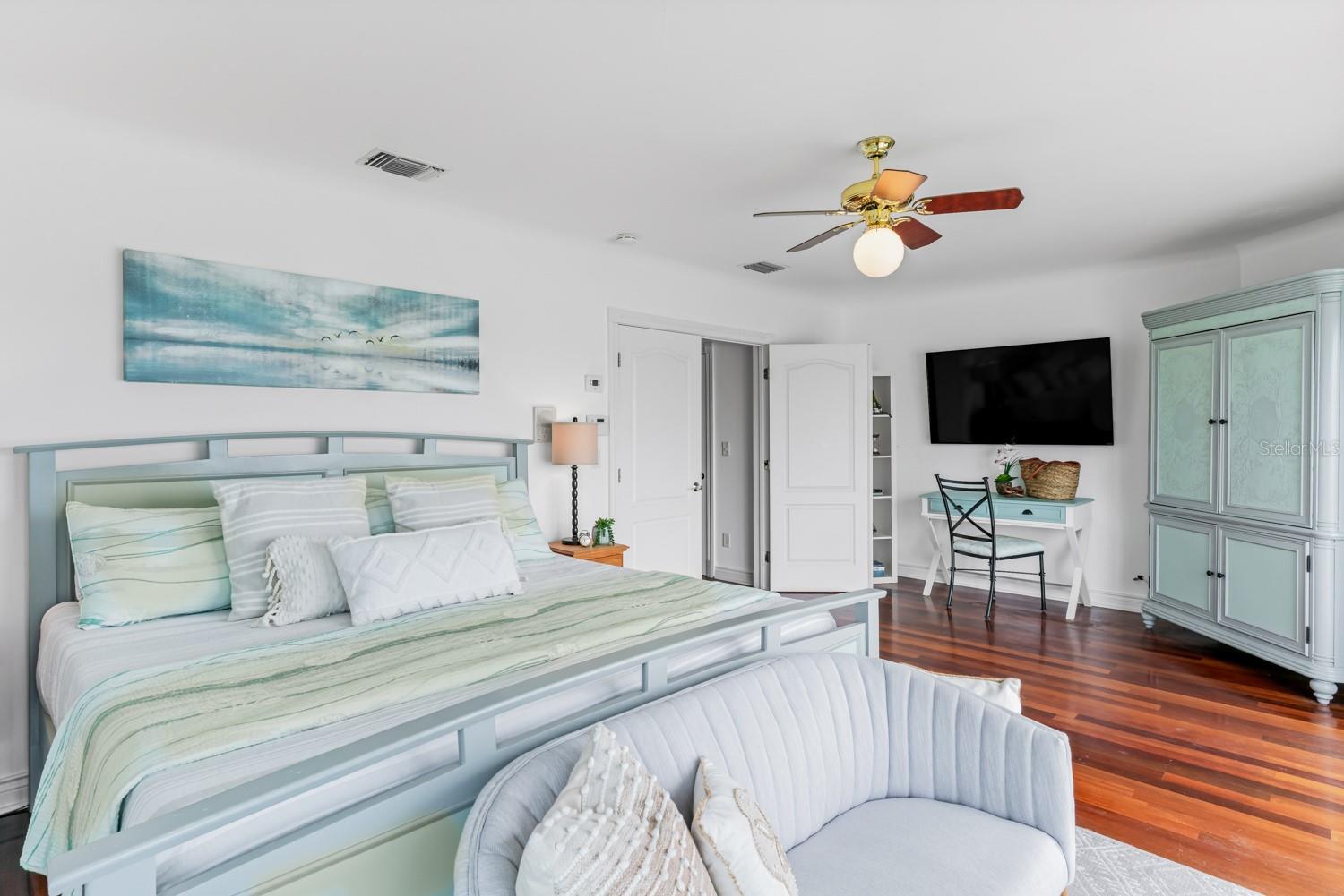 SUNSET BEACH - Residential