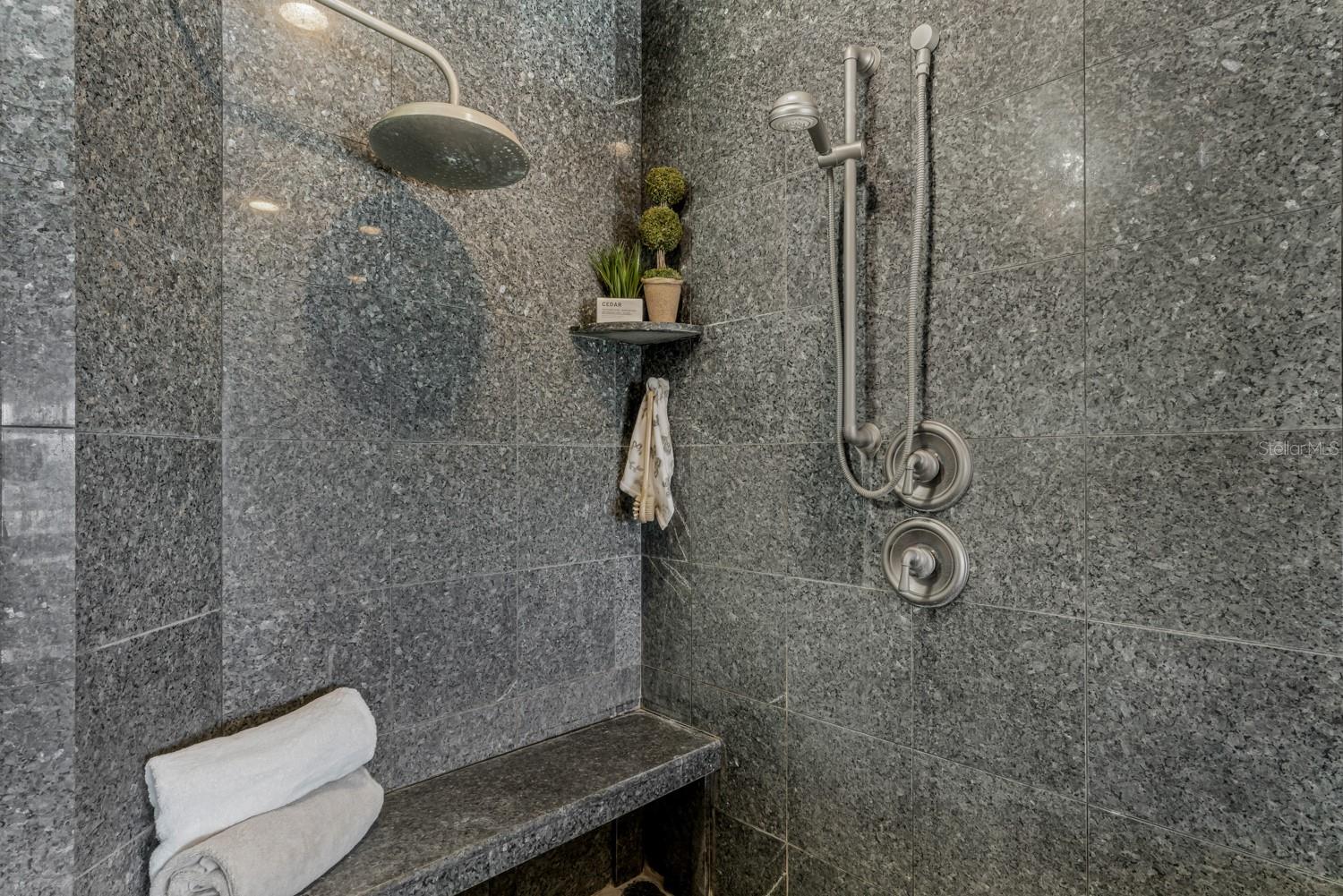 SUNSET BEACH - Residential