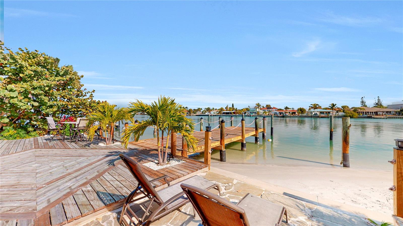 SUNSET BEACH - Residential