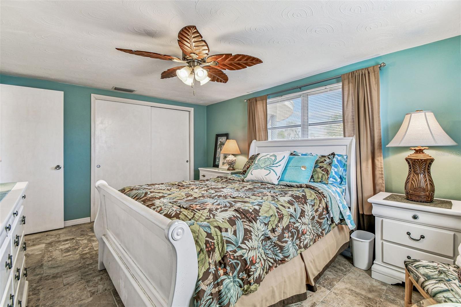 ALOHA GARDENS - Residential