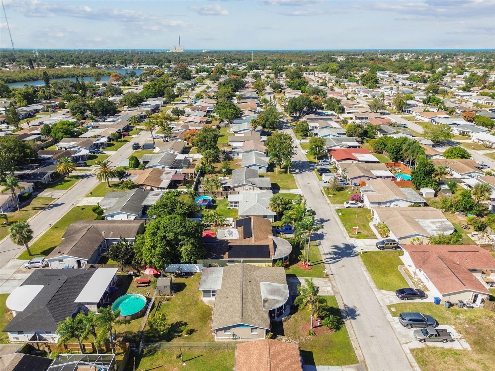 ALOHA GARDENS - Residential