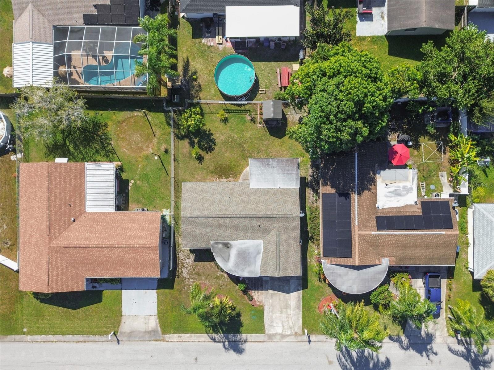 ALOHA GARDENS - Residential