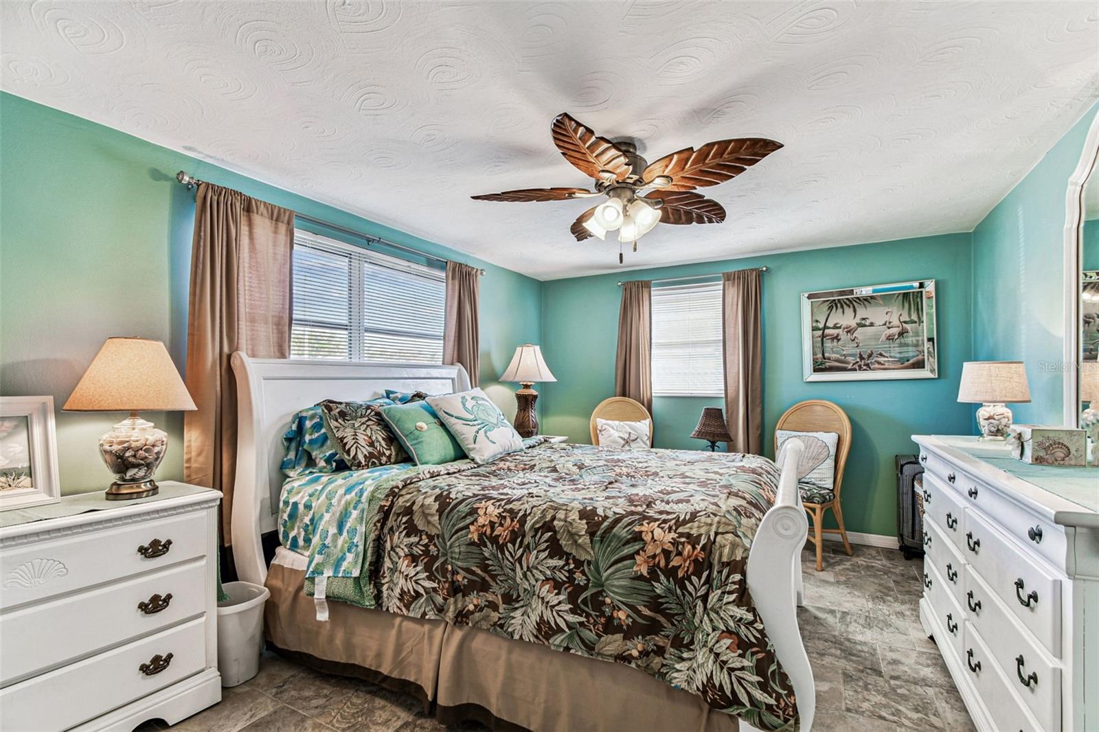 ALOHA GARDENS - Residential