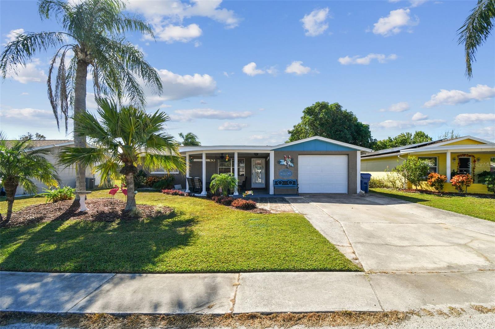 ALOHA GARDENS - Residential