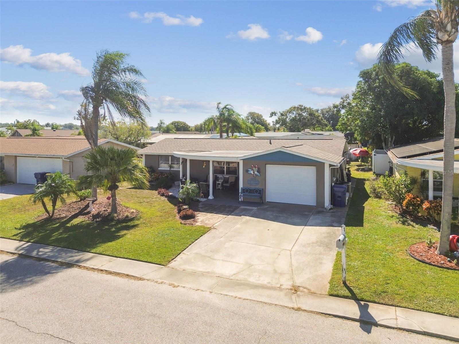 ALOHA GARDENS - Residential