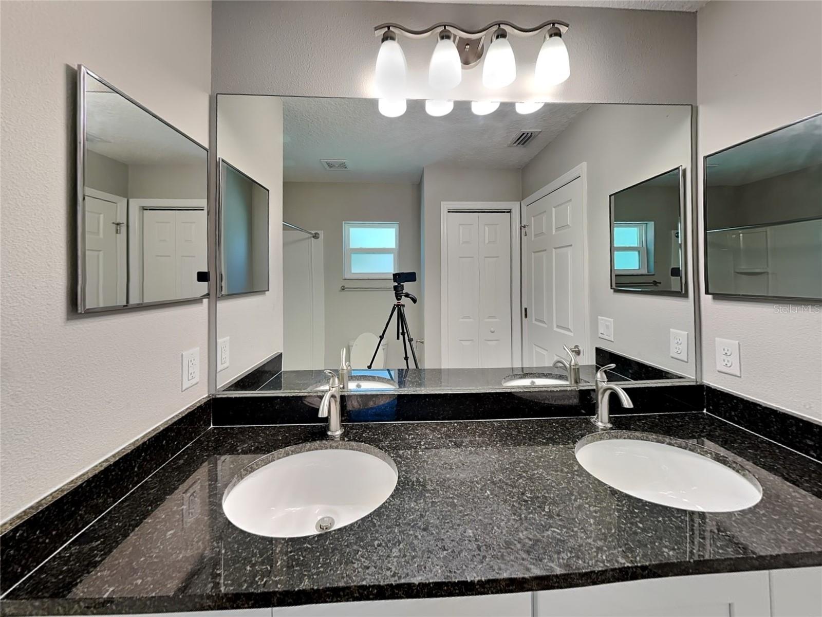 CITRUS SPGS UNIT 04 - Residential Lease