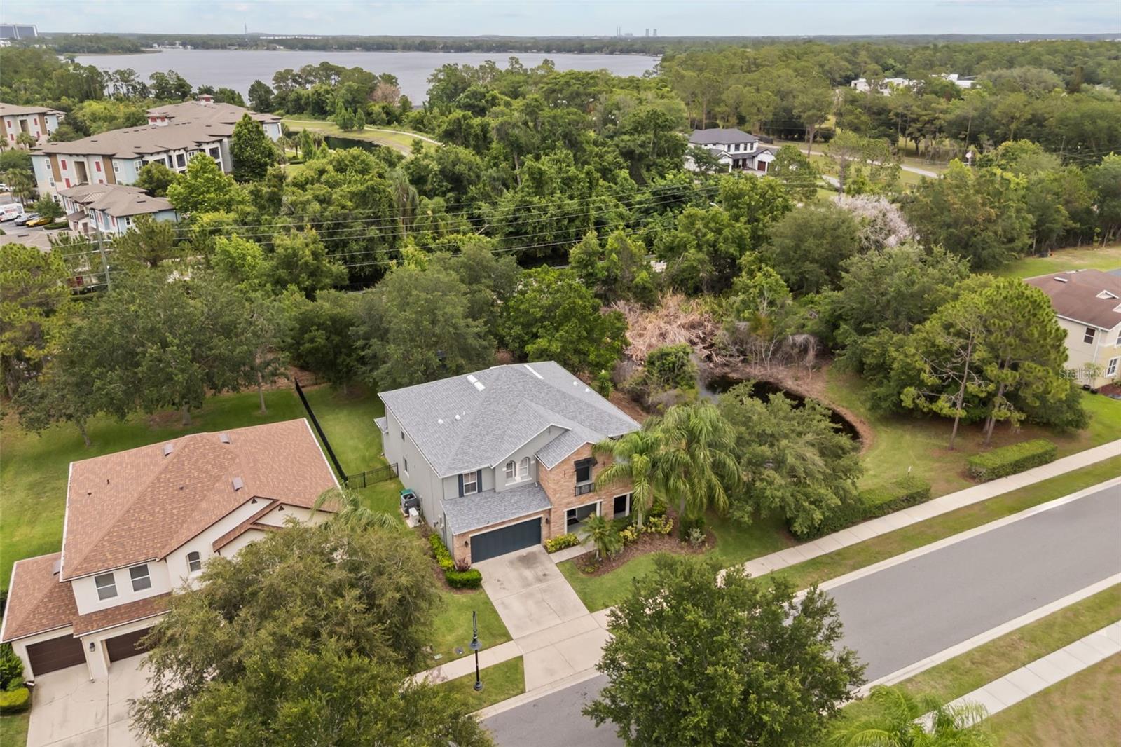 10263 MALPAS POINT