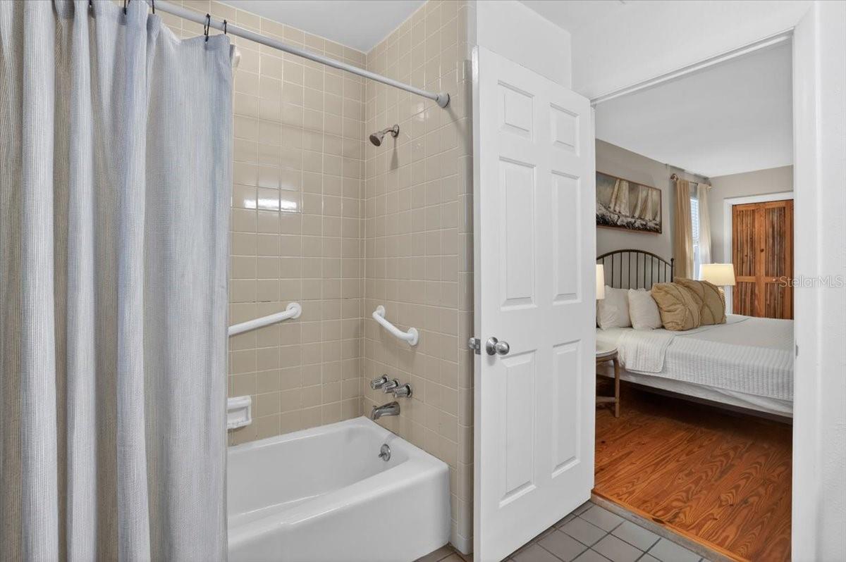 ANNA MARIA BEACH SECOND ADD - Residential