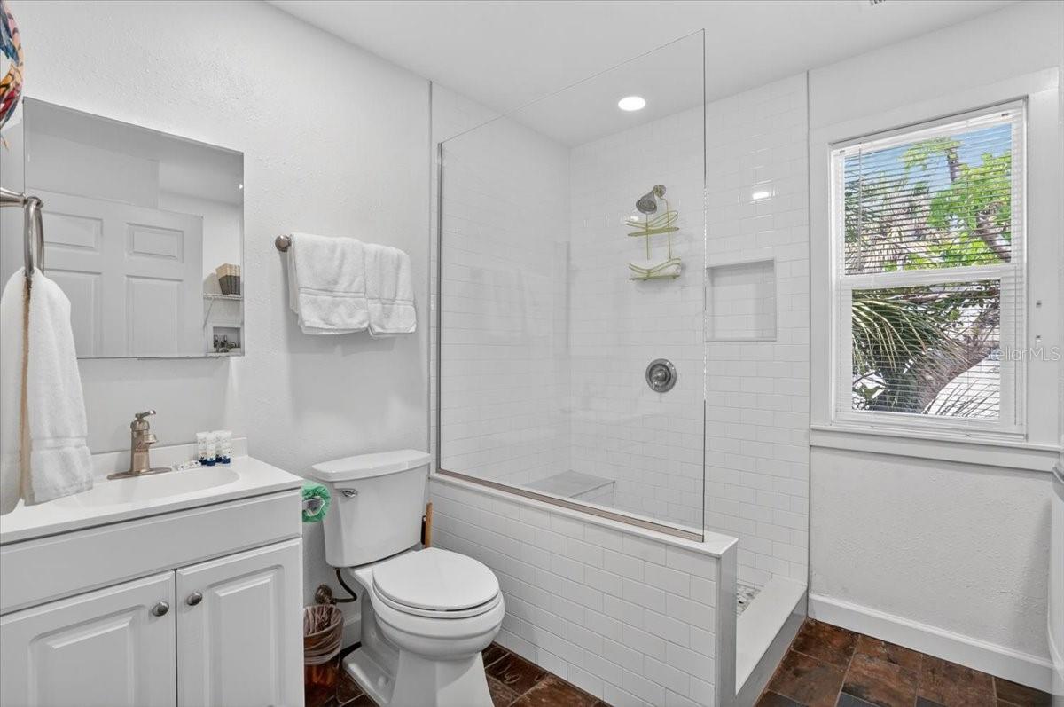 ANNA MARIA BEACH SECOND ADD - Residential