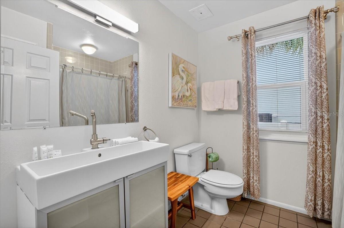 ANNA MARIA BEACH SECOND ADD - Residential