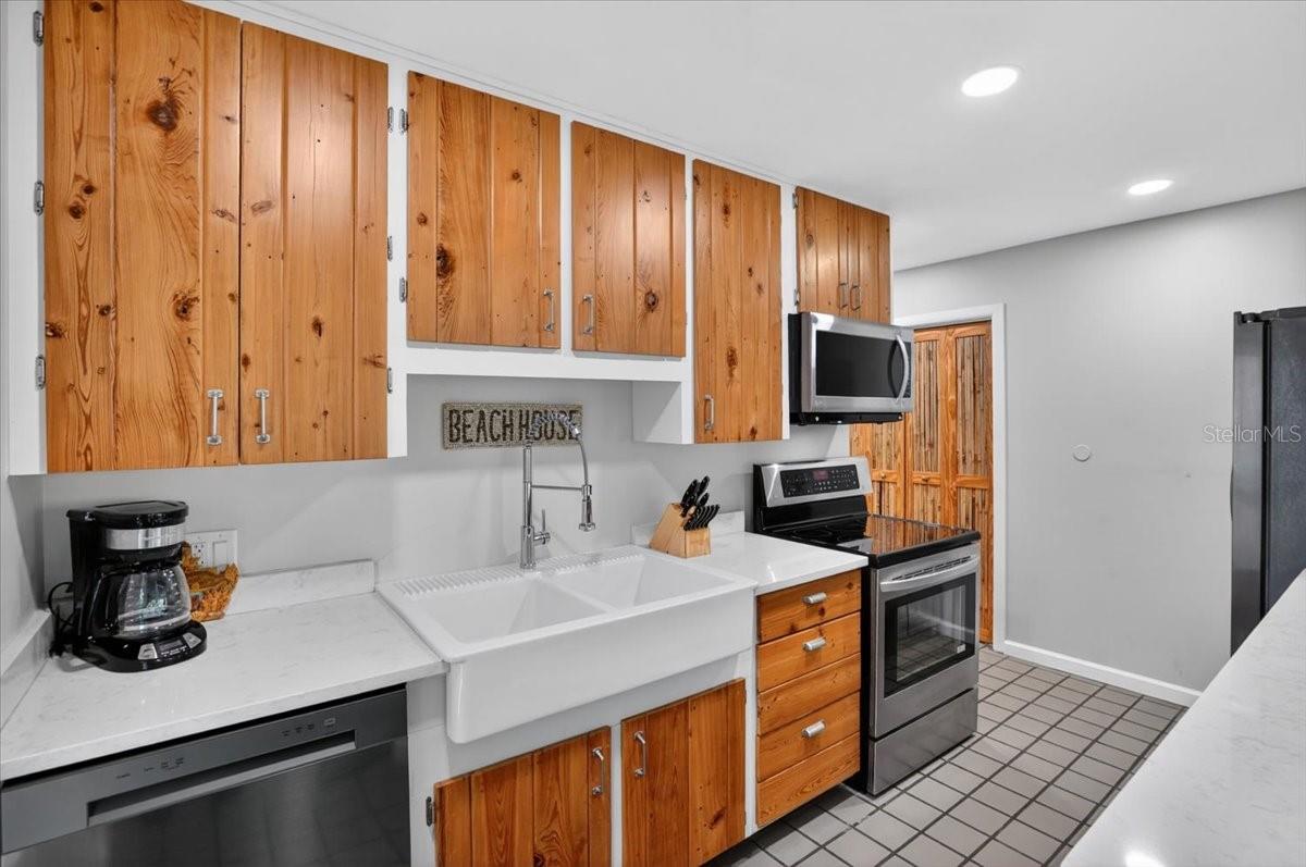 ANNA MARIA BEACH SECOND ADD - Residential