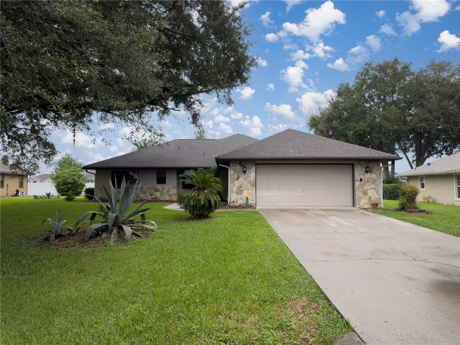 Available October 1, 2025 – This 3-bedroom, 2-bathroom home at 8072 SW 54th Court in SW Ocala offers 2,730 sq ft of comfortable living space. The open layout provides plenty of room for everyday living and entertaining, while the quiet, established neighborhood gives you a sense of peace without sacrificing convenience. Just minutes from shopping, dining, schools, and major roads, this rental blends space, comfort, and location in one.