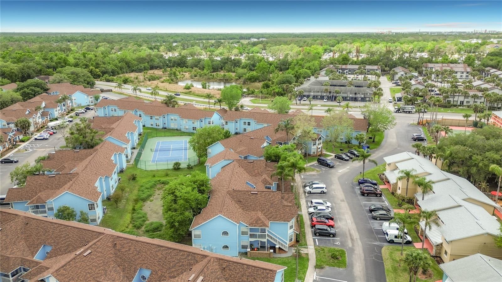 VILLAS AT SOMERSET THE - Residential Lease