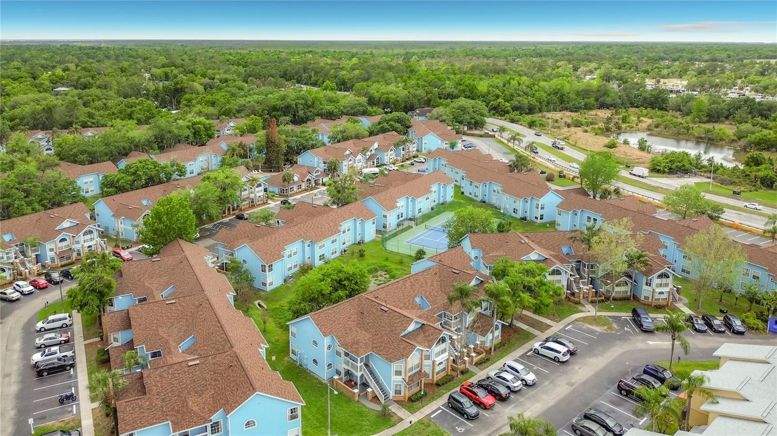 VILLAS AT SOMERSET THE - Residential Lease