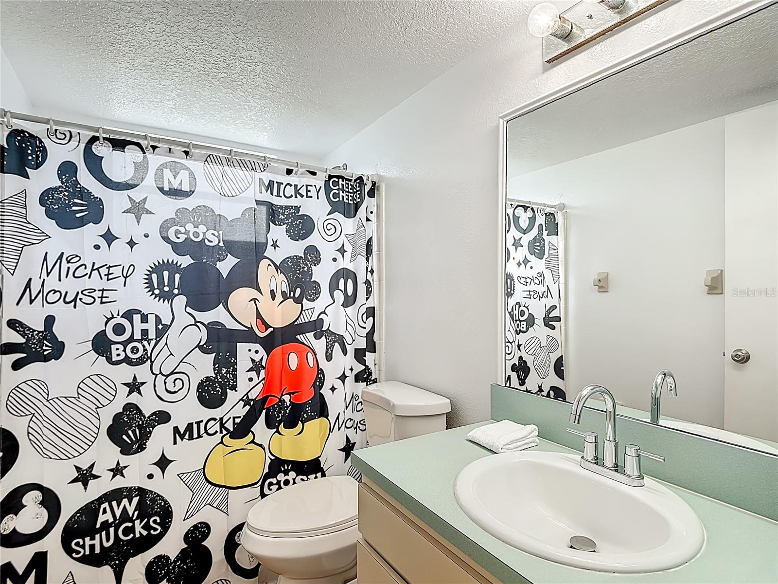 VILLAS AT SOMERSET THE - Residential Lease