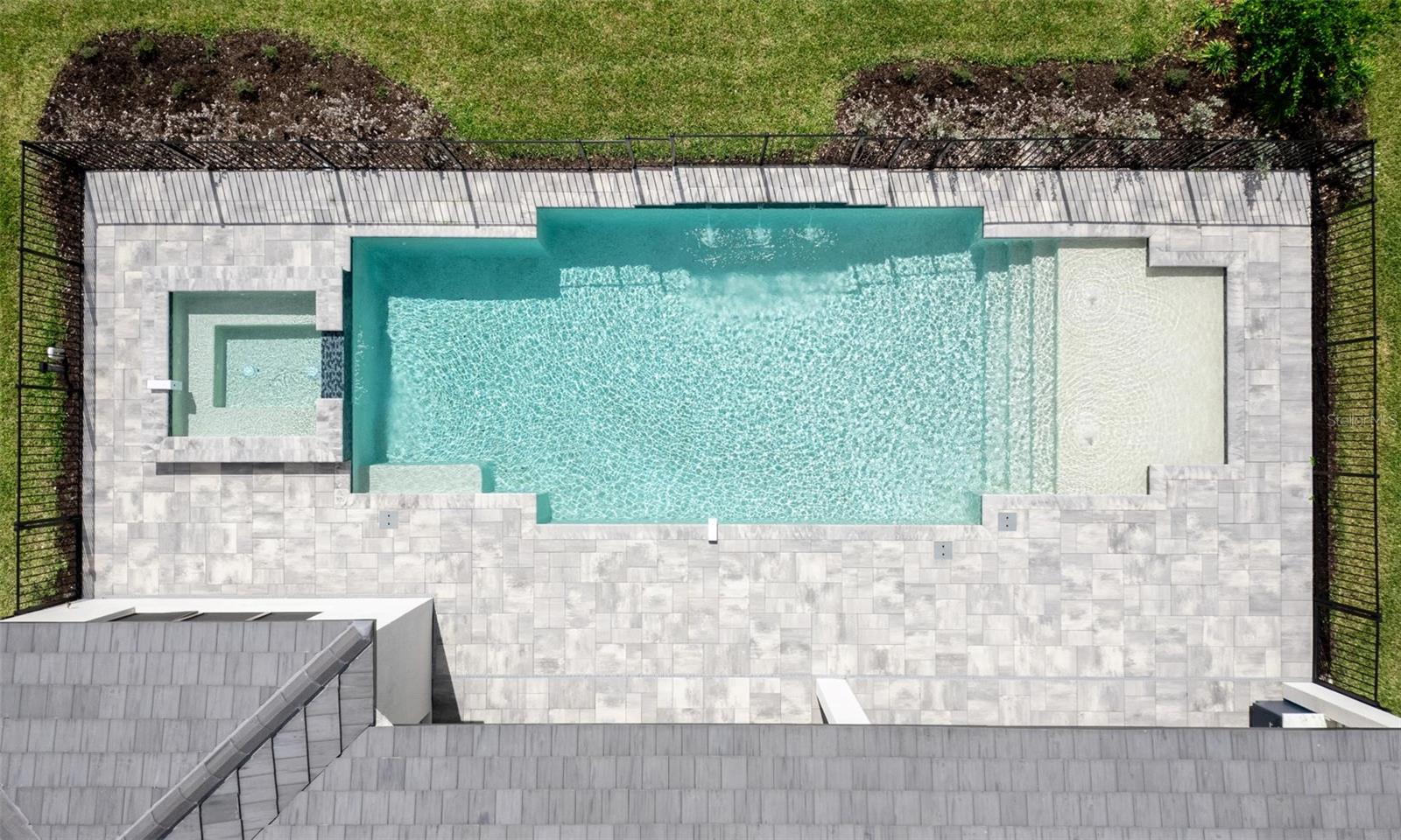 2505 WATERFRONT CIRCLE